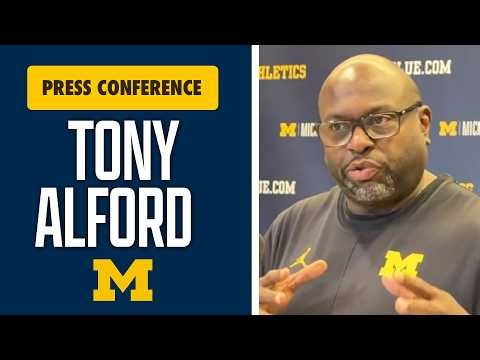Tony Alford Assesses Michigan Football Run Game, Breakthrough vs. Penn State, More #GoBlue