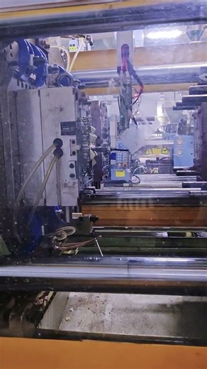 Two-Shot Injection Molding | Precision & Versatility for Multi-Material Parts