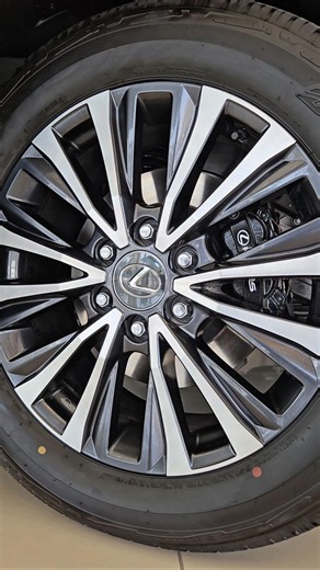 2026 Lexus LX700h Hybrid, Royal Black