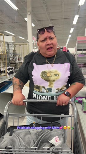 Mom’s happy place🥰🤣🤣🤣🎄 @Burlington ❤️ #fyp #christmasfun #burlington #holidayseason #shoppingtime