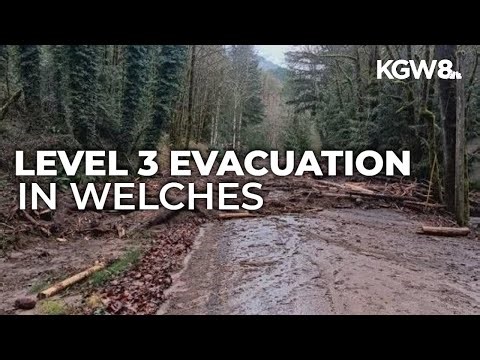 Evacuation notices remain in Clackamas County after landslide