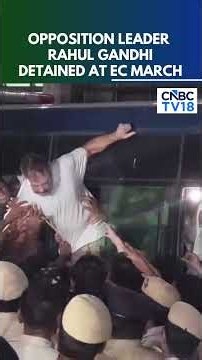Rahul Gandhi & Other Opposition Leaders Forcefully Detained By Delhi Police | N18S