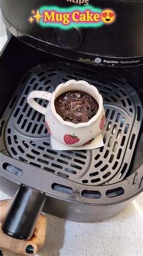 Mug cake Recipe | No Egg, No Maida, No oven | Easy Chocolate mug cake in Airfryer | #shorts #viral