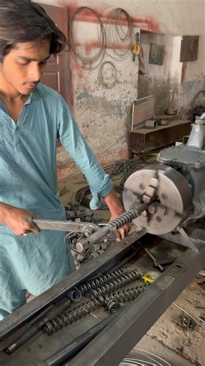 Vintage Old Lathe Spring Making | Simple Iron Wire Pressure Spring | Old School Craftsman #shorts