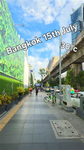 Bangkok morning weather update along Sukhumvit Road