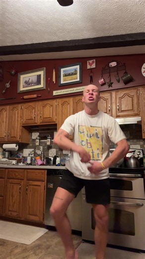 @lyeole the goat Dance