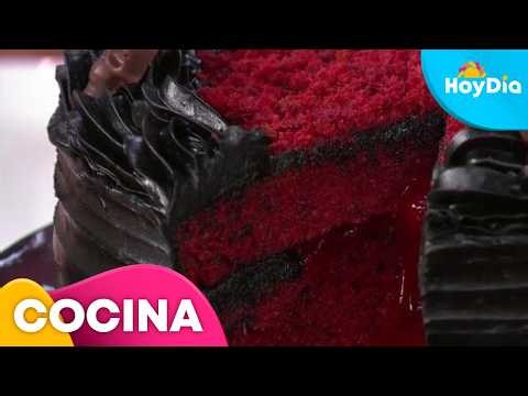 Prepara un delicioso cake sangriento de chocolate para Halloween | Hoy Día | Telemundo