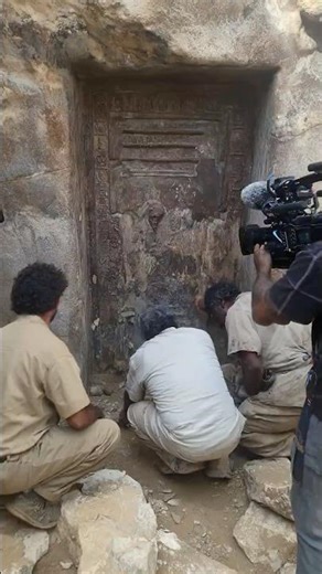 Archaeologists Find Tomb Sealed With Melted Metal