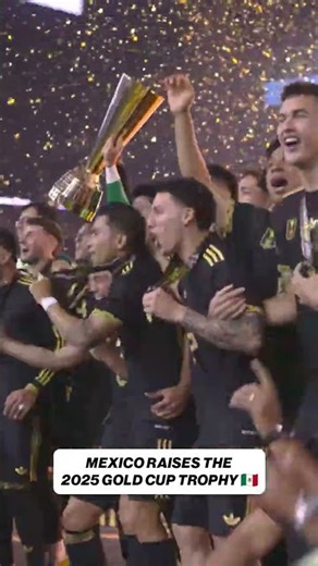 No. 7 in our Top 10 Videos of the Year is Mexico lifting the CONCACAF Gold Cup trophy 🇲🇽
