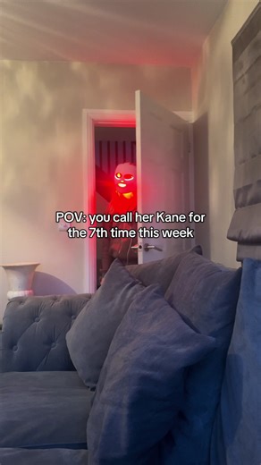 Shark CryoGlow LED Mask: A New Holiday Trend