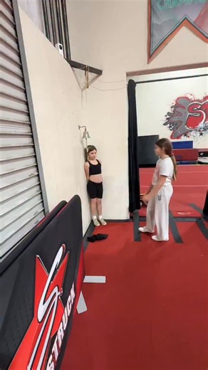 🚨 NEW SKILL ALERT 🚨 Here is NATALIE showing us her Backbend from Standing Position, with a Return to Stand. #strucktogether #newskill #waytogo #tumbling #gymnastics | Starstruck Cheer & Dance Modesto, CA