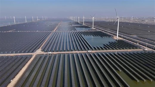 Solar growth in China and India powers clean energy surge by 2025