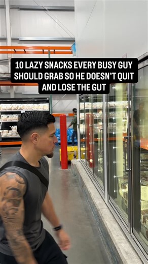 10 lazy snacks every busy guy should grab so he doesn’t quit and lose the gut 👇🔥 1. Johnny Pops — sweet fix, pre-portioned, zero spiral 2. Quest Protein Chips — crunchy cravings without blowing calories 3. Legendary Foods Protein Chips — salty snack that actually fills you up 4. Barebells Protein Bars — dessert-like, high protein, no guilt 5. Yasso Greek Yogurt Bars — ice cream vibes without the calories 6. Snickers Ice Cream Bars — classic treat, already portioned 7. SmartPop 100-Calorie Mini