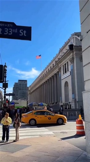 Discover the magic of New York City! 🇱🇷 #newyork #nyc #usa