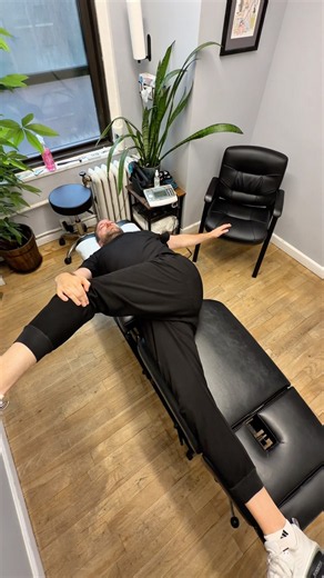 Crack Your Back With This Simple Bed Stretch