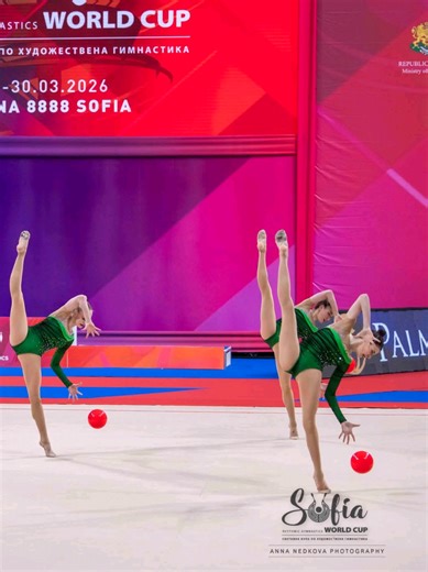 Rhythmic Gymnastics - 5 Balls Routine (WC Sofia)