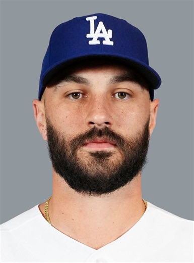 Tanner Scott picks up 25h save vs. Giants Saturday