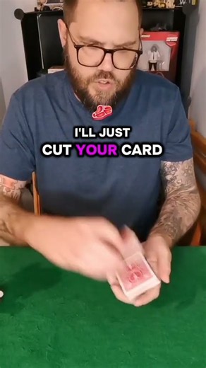 Easy card trick. #cardmagic #magic #magictrick #cardtricktutorial #cardtricks