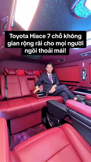 Toyota Hiace 7 chỗ – Không gian rộng rãi, ngồi thoải mái