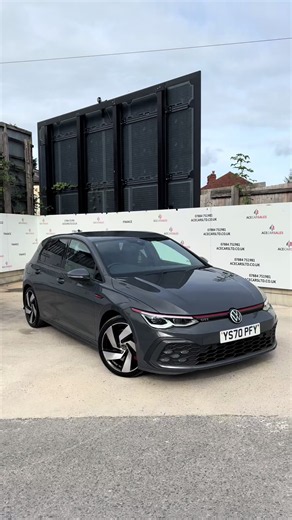 Volkswagen Golf GTI 2.0 TSI DSG (2019 ) — Full Spec & Price £17,695