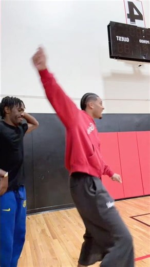 RWE’S BEST AAU TEAM PLAYS BASKETBALL TODAY 👀