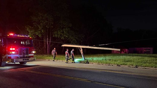 Utility pole brought down after Youngstown crash: Police