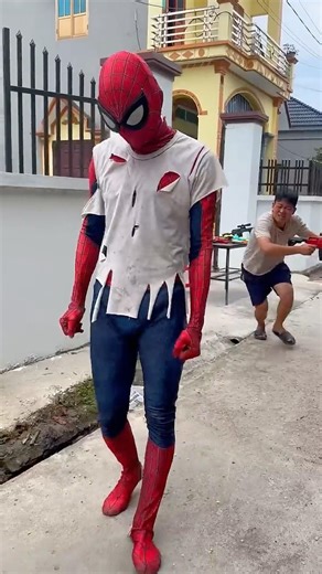 Does Spider-Man really deserve that?#spiderman #shorts #trending