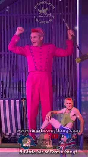 Its a stakesy thing on Instagram: "Tweedy the Clown, Clowning around at Giffords Circus @tweedyclown @officialgiffordscircus #circus #clown #clowning #clowningaround #itsastakesything"