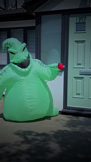 Oogie Boogie is making a grand appearance this Halloween 💚🎃 @DisneyUK