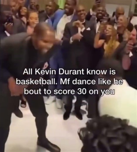 ALL Kevin Durant Knows Is Basketball 😭✌️