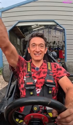 Mind-blowing acceleration! First drive in a Formula 1 car experience