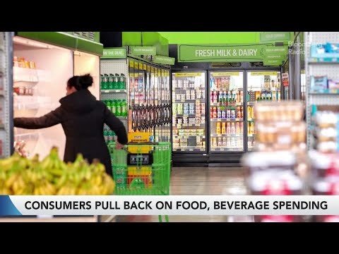 Consumers Pull Back on Food, Beverage Spending to Save For Summer Plans