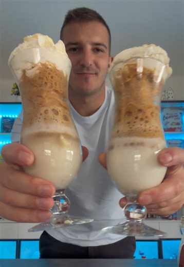 KitKat Dessert Coffee recipe — chocolate coffee in a glass