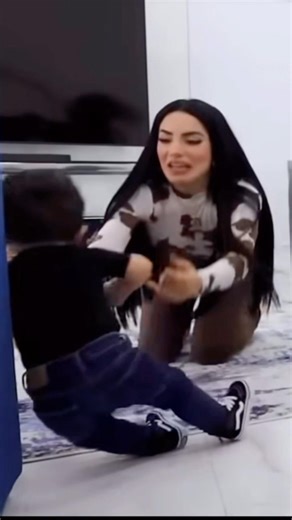 LA PRIMERA CAÍDA DE JUANITO VS DE KIMA😳| #shorts #juandediospantoja #kimberlyloaiza