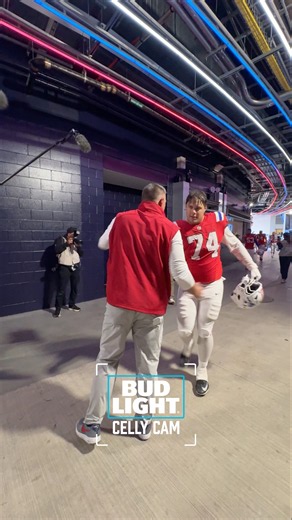 High fives for a week five dub 🤝👏 #patriots #nfl #shorts