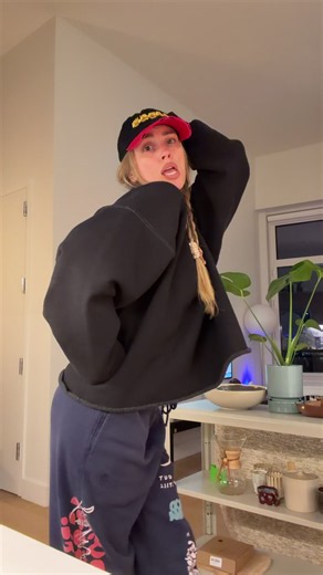 Tits are for sure sitting right