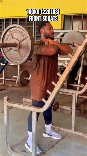 INSANE 100KG FRONT SQUAT. #shortsvideo #fitnessjourney #legworkout #shorts