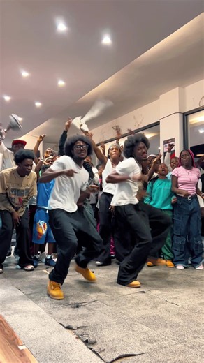 Kumasi Beginner Dance Class | Trickmang Twins Tutorial