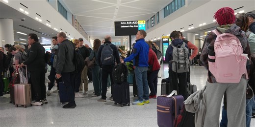 Airline Delays and Cancellations Pile Up Ahead of New York-Area Snowstorm