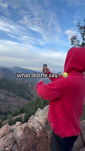 Splink watches brainrot on top of a mountain😭