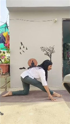 LIVE Front Split Tutorial | Step-by-Step Hanumanasana for Beginners 🧘‍♀️✨ #yogapostures #yogaasana