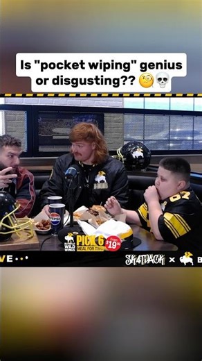 POCKET WIPING?! 😭💀 Rizzler at Buffalo Wild Wings ‪@buffalowildwings‬ #bwwpartner #twitchclips