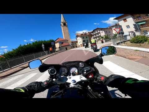 Low-Speed Motorcycle Collision || ViralHog