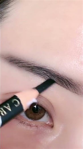 eyeliner makeup tutorial for beginners/Best Makeup Transformations