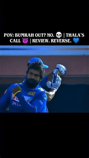 Umpire: Out ☝️ Dhoni: Beta tu rehne de 😈💙