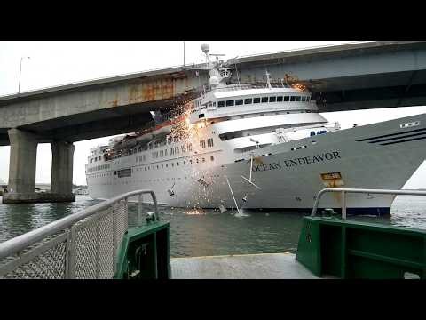 Unbelievable Ship and Boat Accidents Caught on Camera