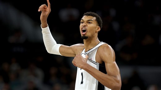 How to watch Cleveland Cavaliers vs San Antonio Spurs: TV/live stream info for tonight's game