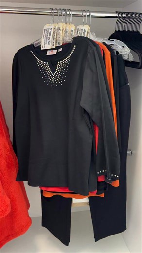 See you today, at 4pm, on QVC2, with Quacker Factory by Jeanne Bice and Ali Carr QVC | Lisa Tancredi QVC