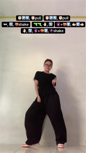 Dance Tutorial with Gabi Martins