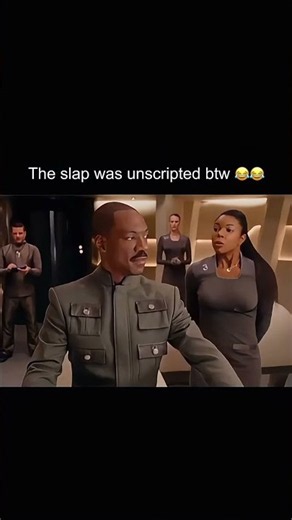 Gabrielle Union Slaps Eddie Murphy Across The Head In Meet Dave (2008)